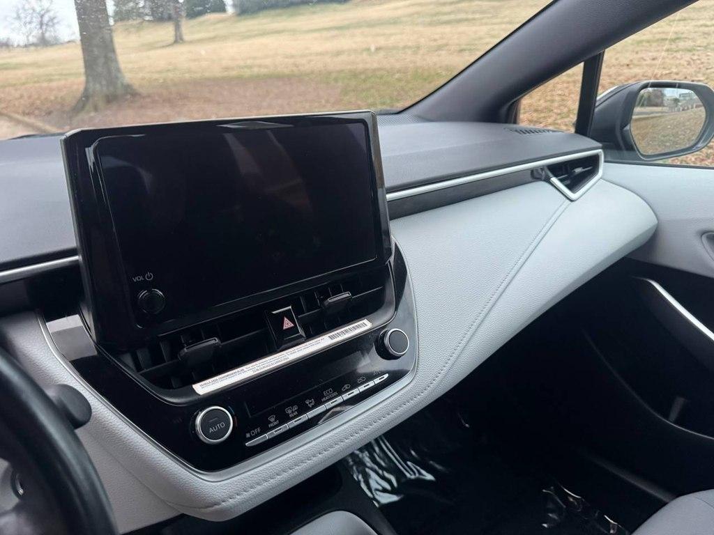 Toyota Corolla LE CVT (Natl) 2024