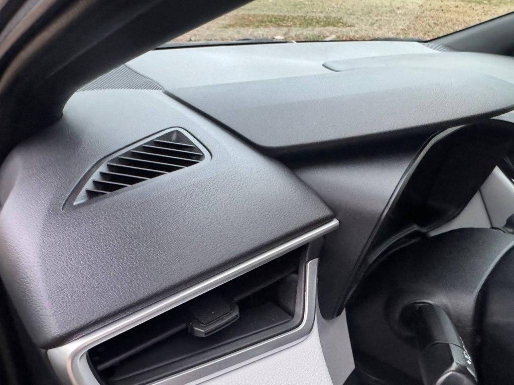 Toyota Corolla LE CVT (Natl) 2024