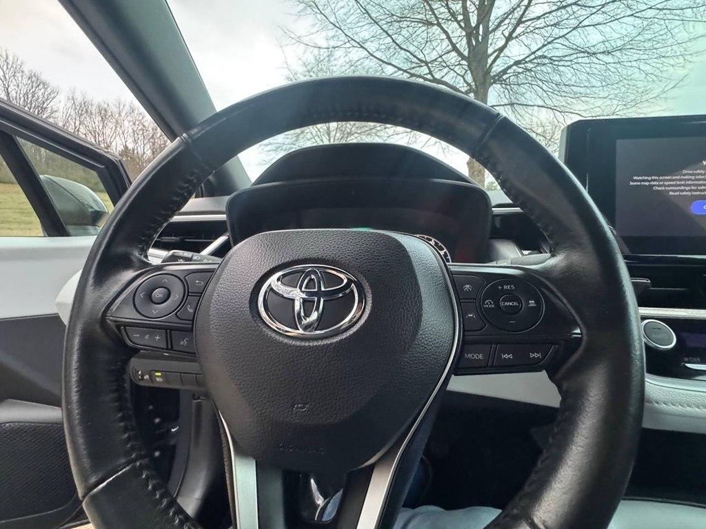 Toyota Corolla LE CVT (Natl) 2024