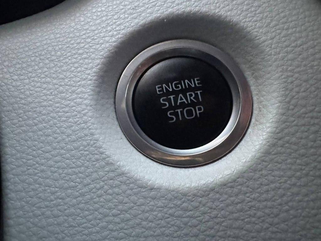 Toyota Corolla LE CVT (Natl) 2024