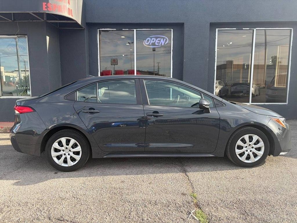 Toyota Corolla LE CVT (Natl) 2024