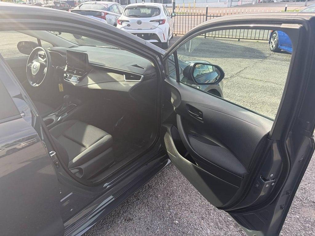Toyota Corolla LE CVT (Natl) 2024