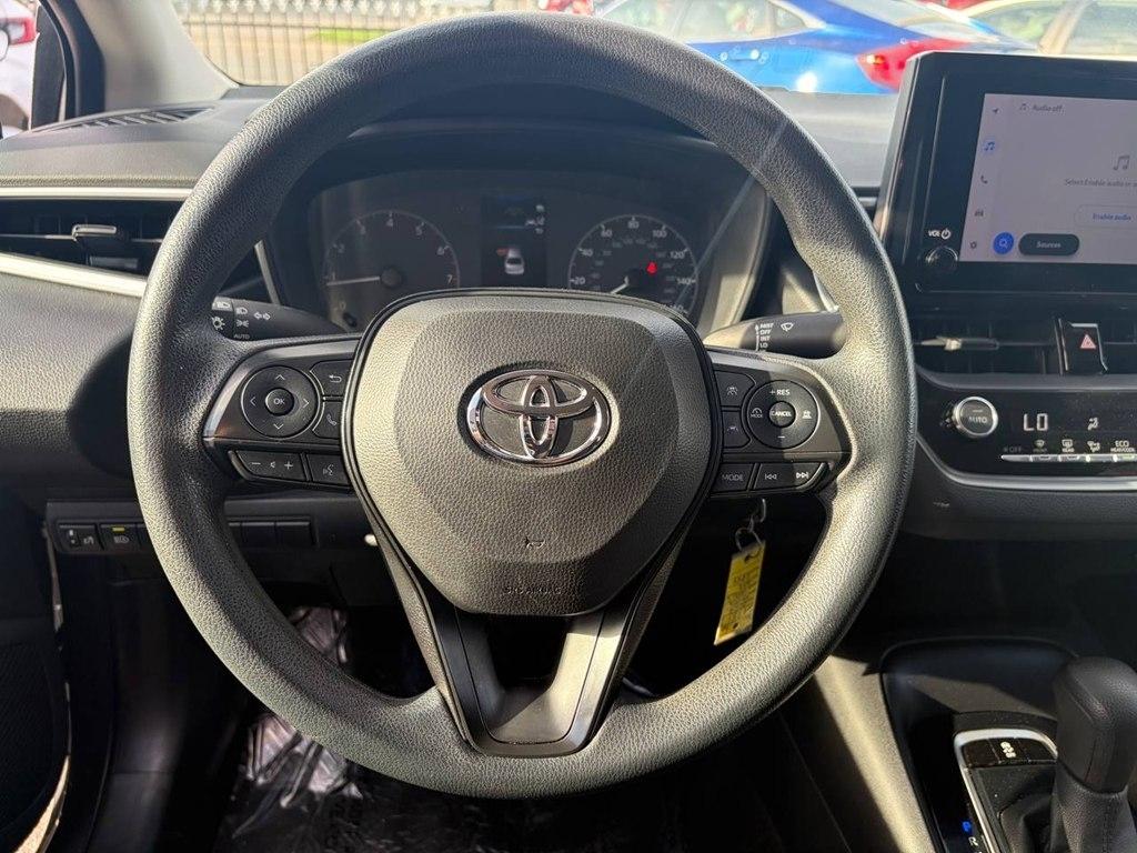 Toyota Corolla LE CVT (Natl) 2024