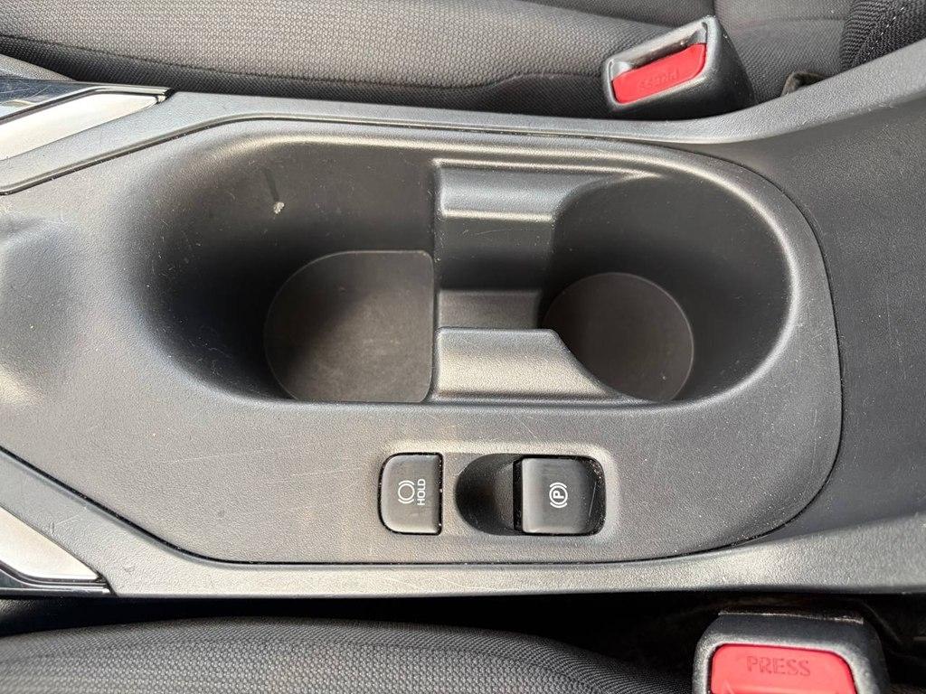 Toyota Corolla LE CVT (Natl) 2024