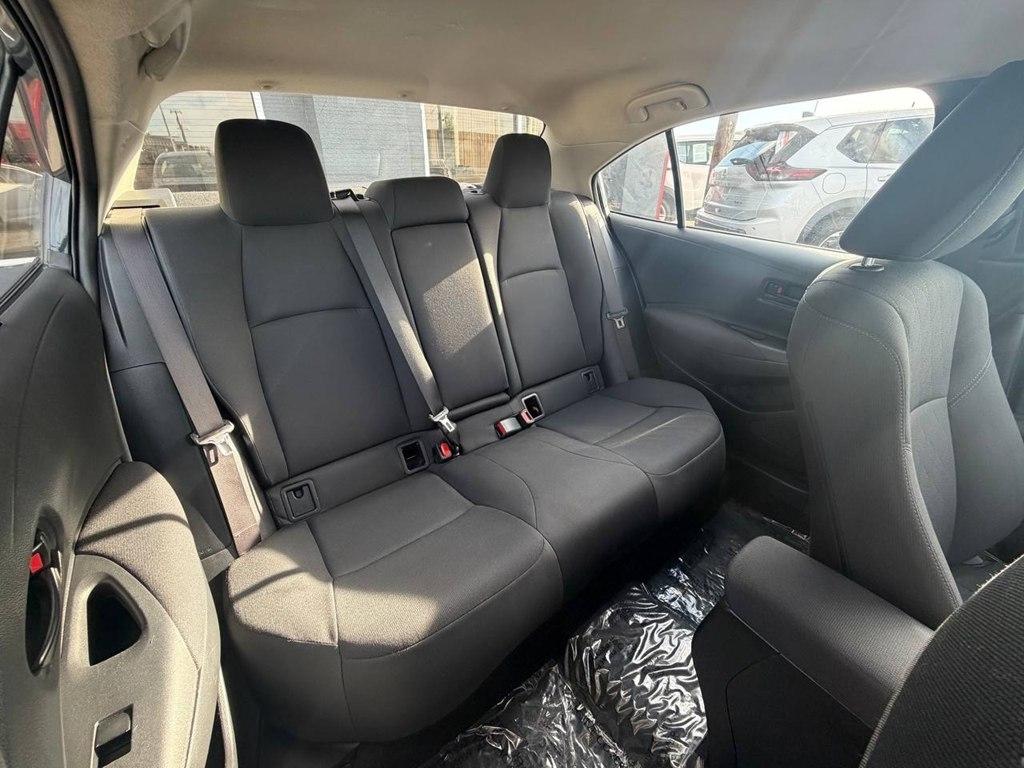 Toyota Corolla LE CVT (Natl) 2024