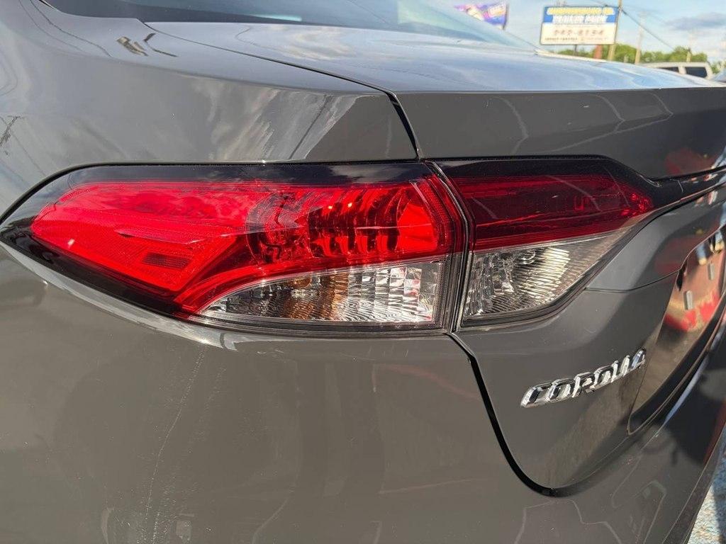 Toyota Corolla LE CVT (Natl) 2024