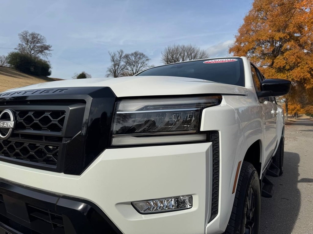 Nissan Frontier Crew Cab 4x4 SV Auto *Ltd Avail* 2023