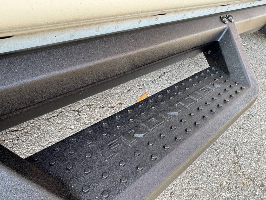 Nissan Frontier Crew Cab 4x4 SV Auto *Ltd Avail* 2023