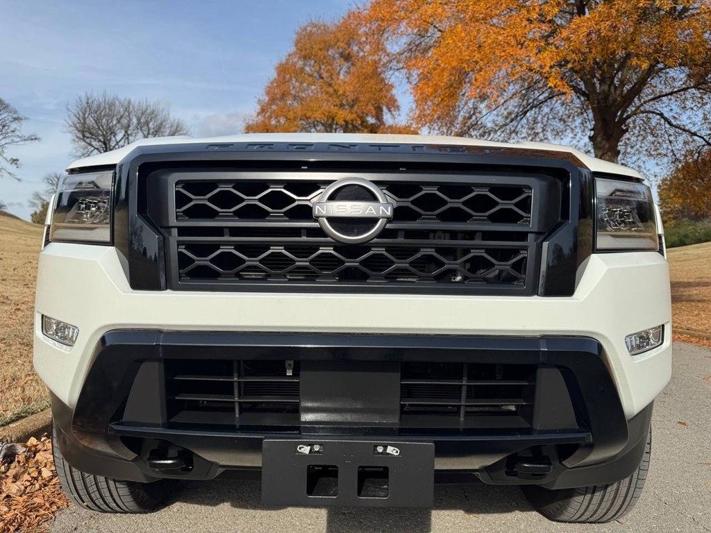 Nissan Frontier Crew Cab 4x4 SV Auto *Ltd Avail* 2023