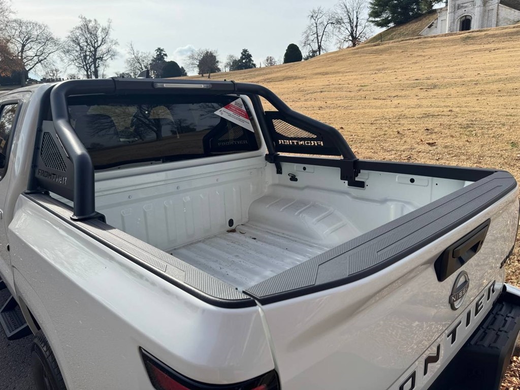 Nissan Frontier Crew Cab 4x4 SV Auto *Ltd Avail* 2023