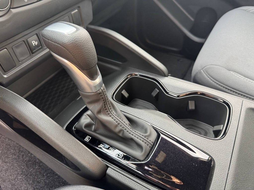 Nissan Frontier Crew Cab 4x4 SV Auto *Ltd Avail* 2023