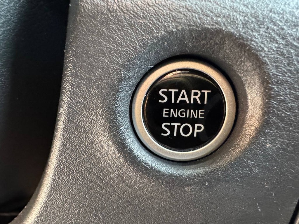 Nissan Frontier Crew Cab 4x4 SV Auto *Ltd Avail* 2023