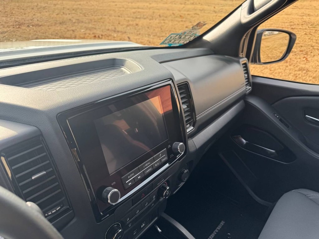 Nissan Frontier Crew Cab 4x4 SV Auto *Ltd Avail* 2023