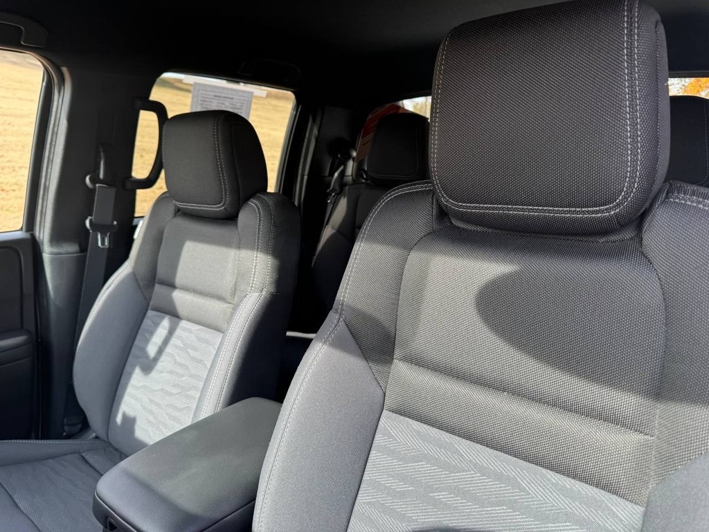 Nissan Frontier Crew Cab 4x4 SV Auto *Ltd Avail* 2023