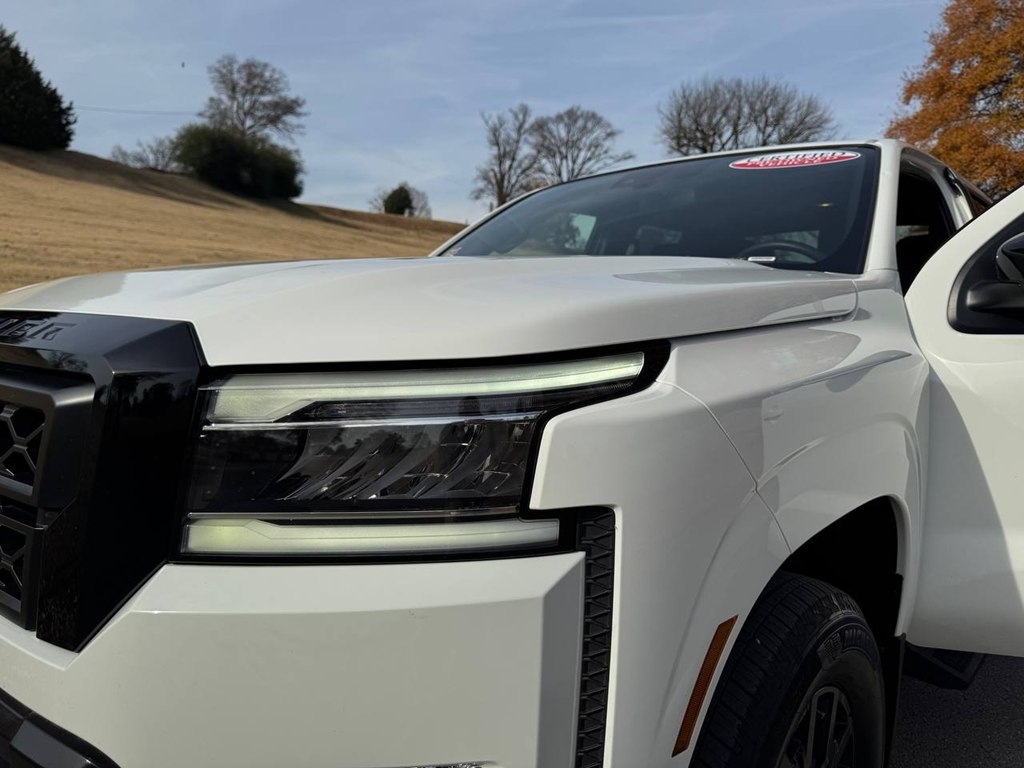 Nissan Frontier Crew Cab 4x4 SV Auto *Ltd Avail* 2023