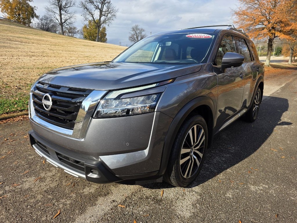 Nissan Pathfinder Platinum 4WD 2024