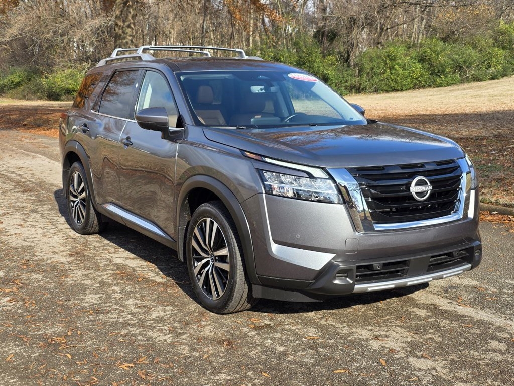 Nissan Pathfinder Platinum 4WD 2024