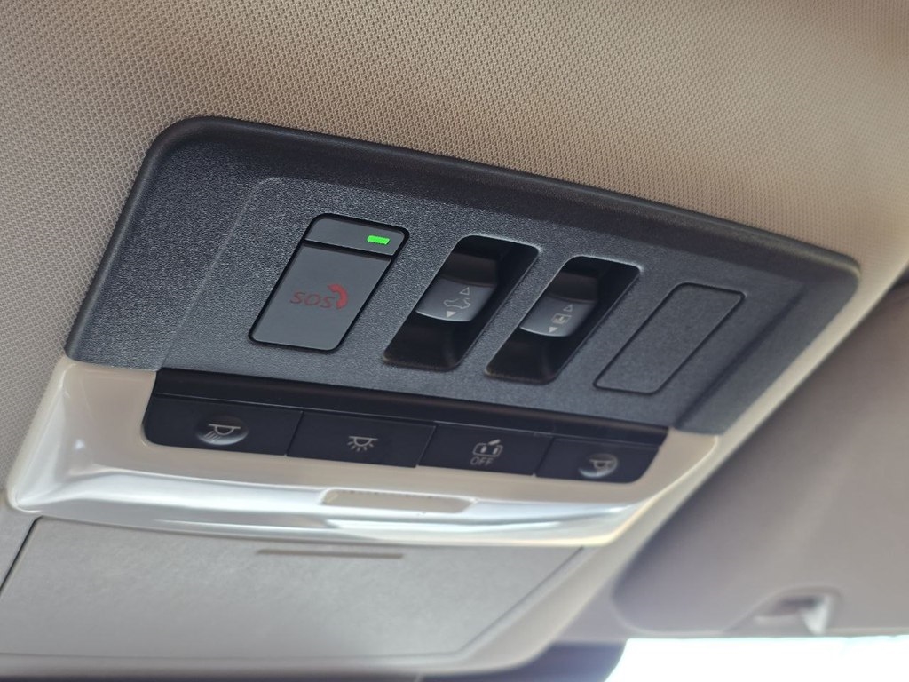 Nissan Pathfinder Platinum 4WD 2024