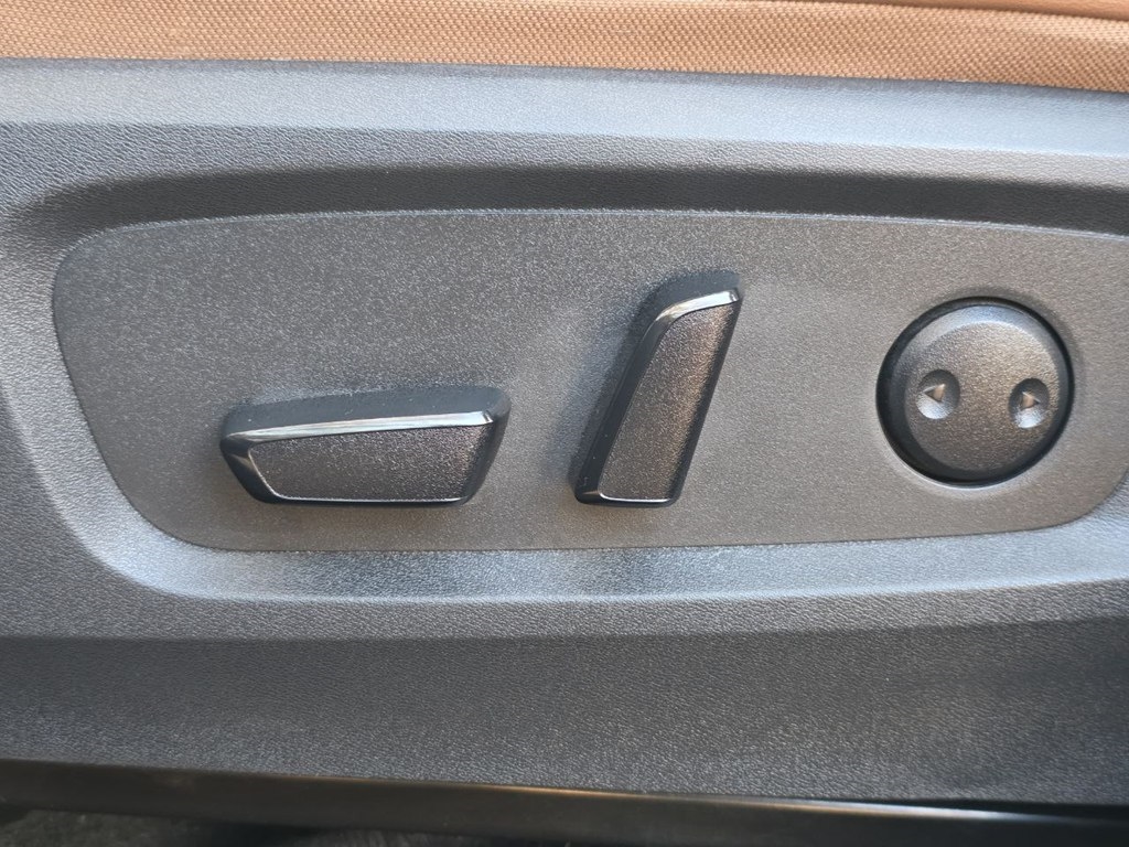 Nissan Pathfinder Platinum 4WD 2024