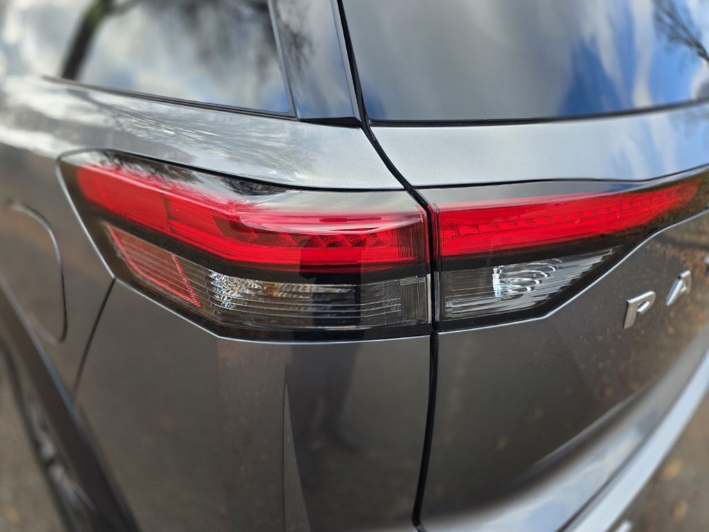 Nissan Pathfinder Platinum 4WD 2024