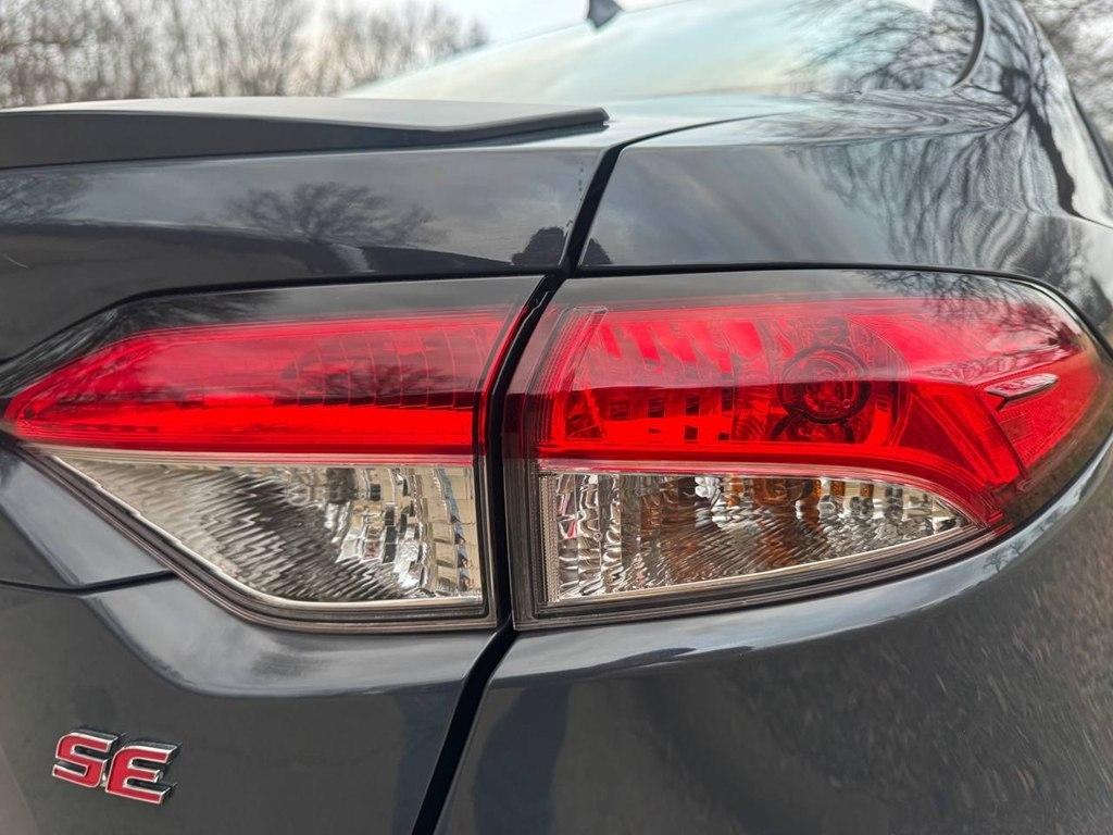 Toyota Corolla SE CVT (Natl) 2024