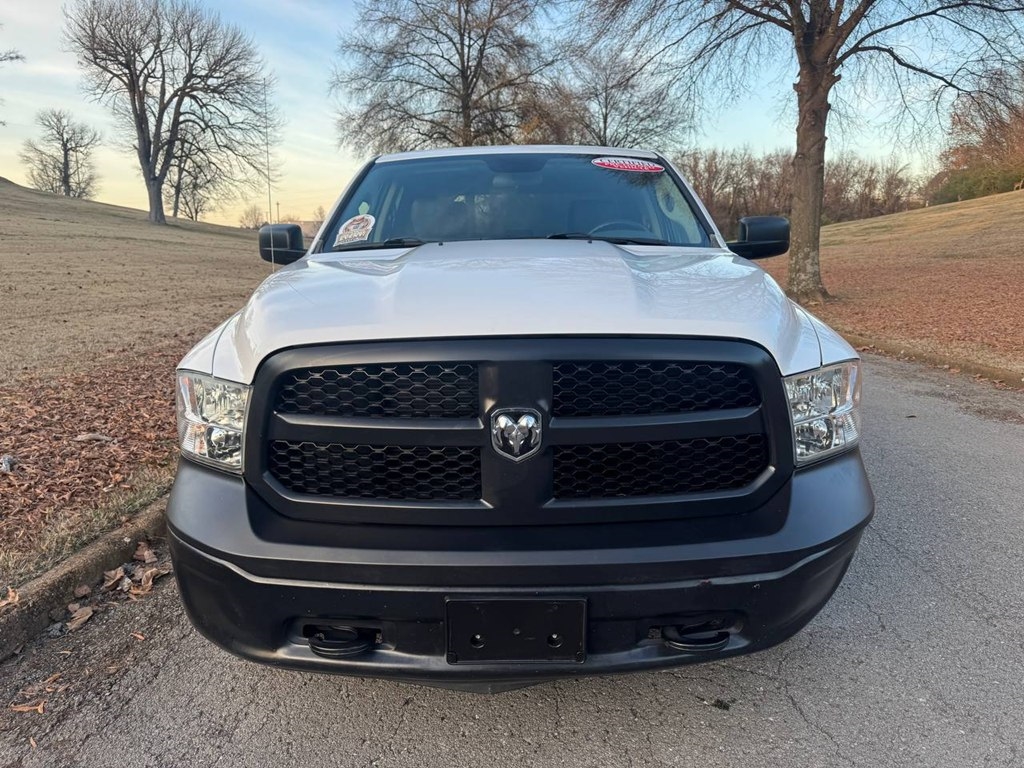 RAM 1500 Tradesman 4x4 Crew Cab 5'7" Box 2018