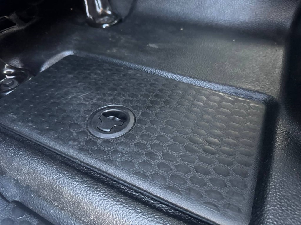 RAM 1500 Tradesman 4x4 Crew Cab 5'7" Box 2018