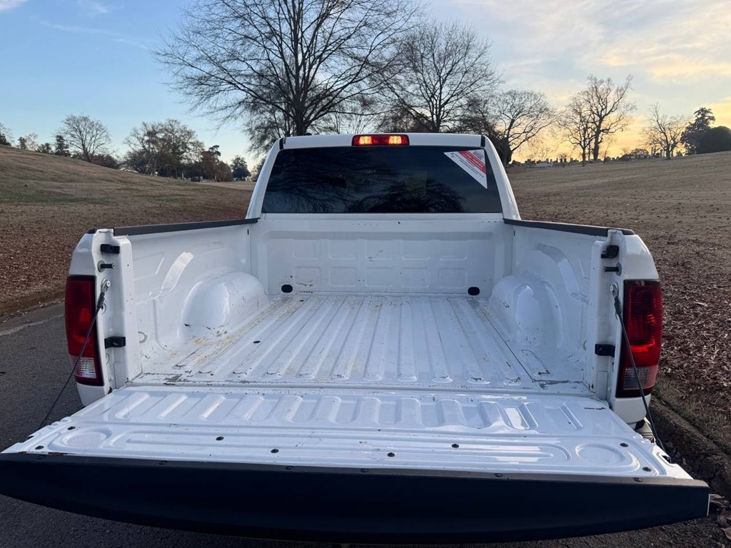 RAM 1500 Tradesman 4x4 Crew Cab 5'7" Box 2018