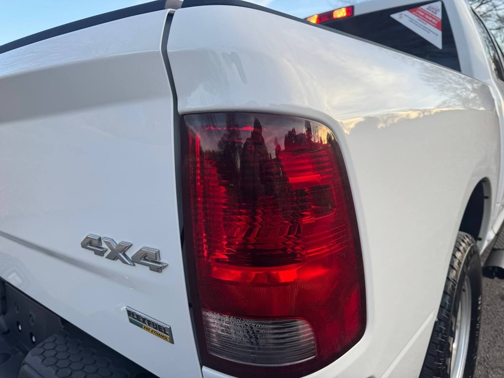 RAM 1500 Tradesman 4x4 Crew Cab 5'7" Box 2018