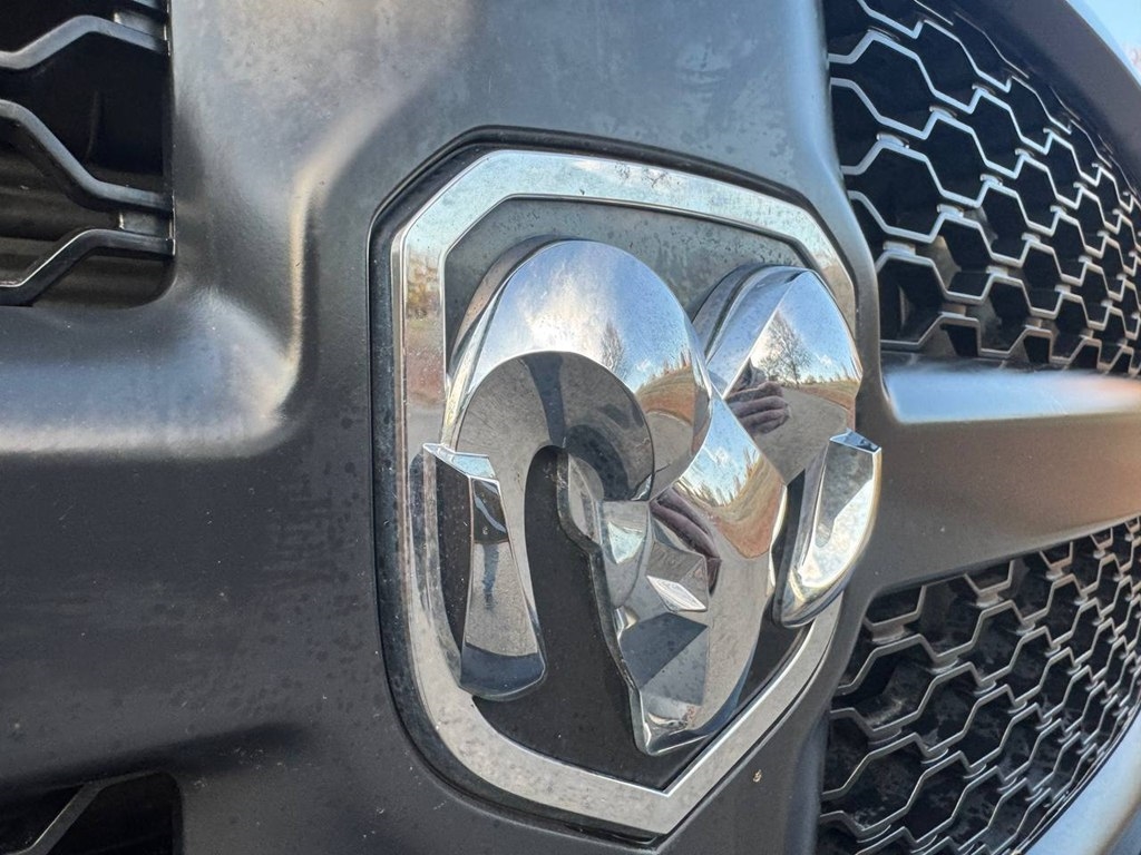 RAM 1500 Tradesman 4x4 Crew Cab 5'7" Box 2018