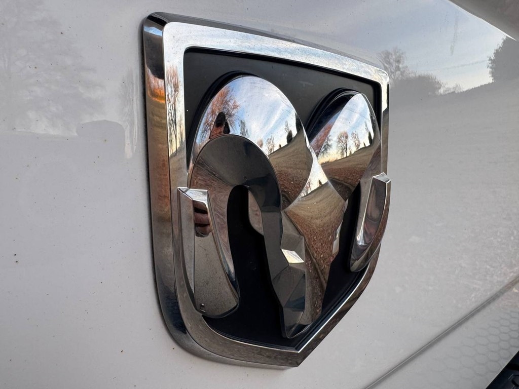 RAM 1500 Tradesman 4x4 Crew Cab 5'7" Box 2018