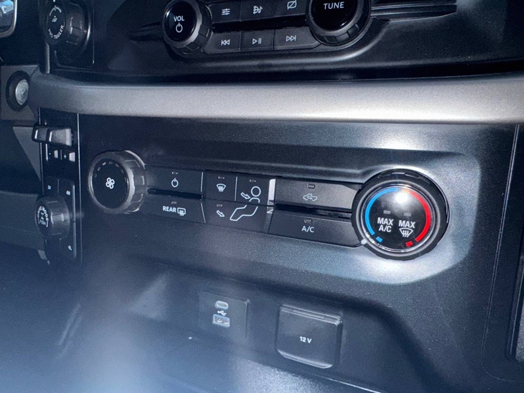 Ford F-150 XL 4WD SuperCrew 5.5' Box 2021