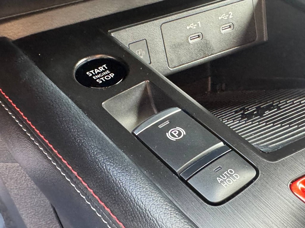 Nissan Kicks SR AWD 2025