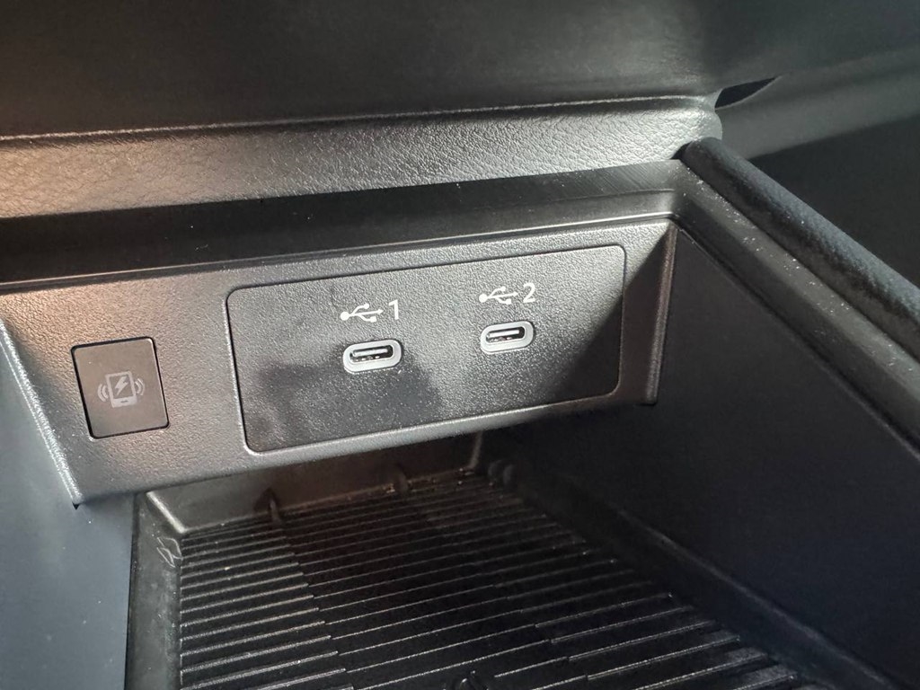 Nissan Kicks SR AWD 2025