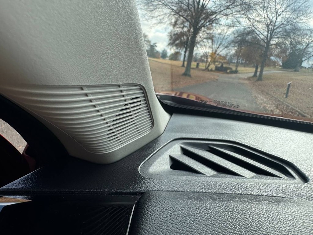 Nissan Kicks SR AWD 2025