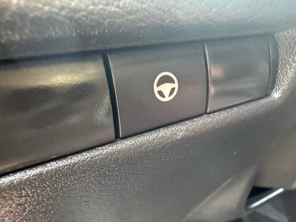 Nissan Kicks SR AWD 2025