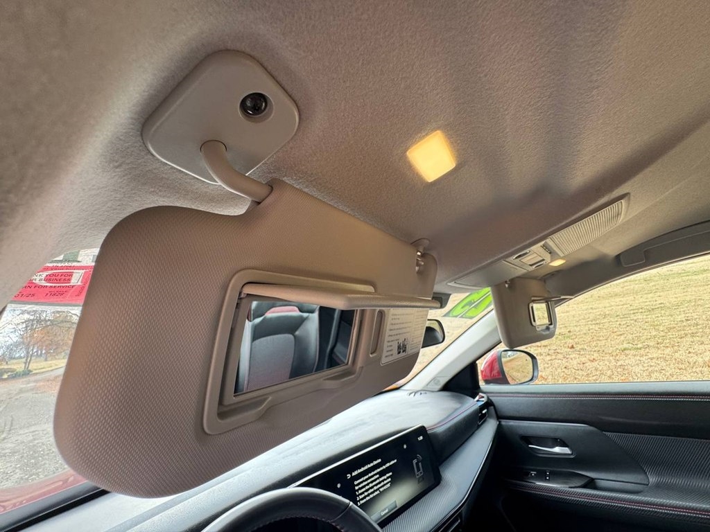 Nissan Kicks SR AWD 2025