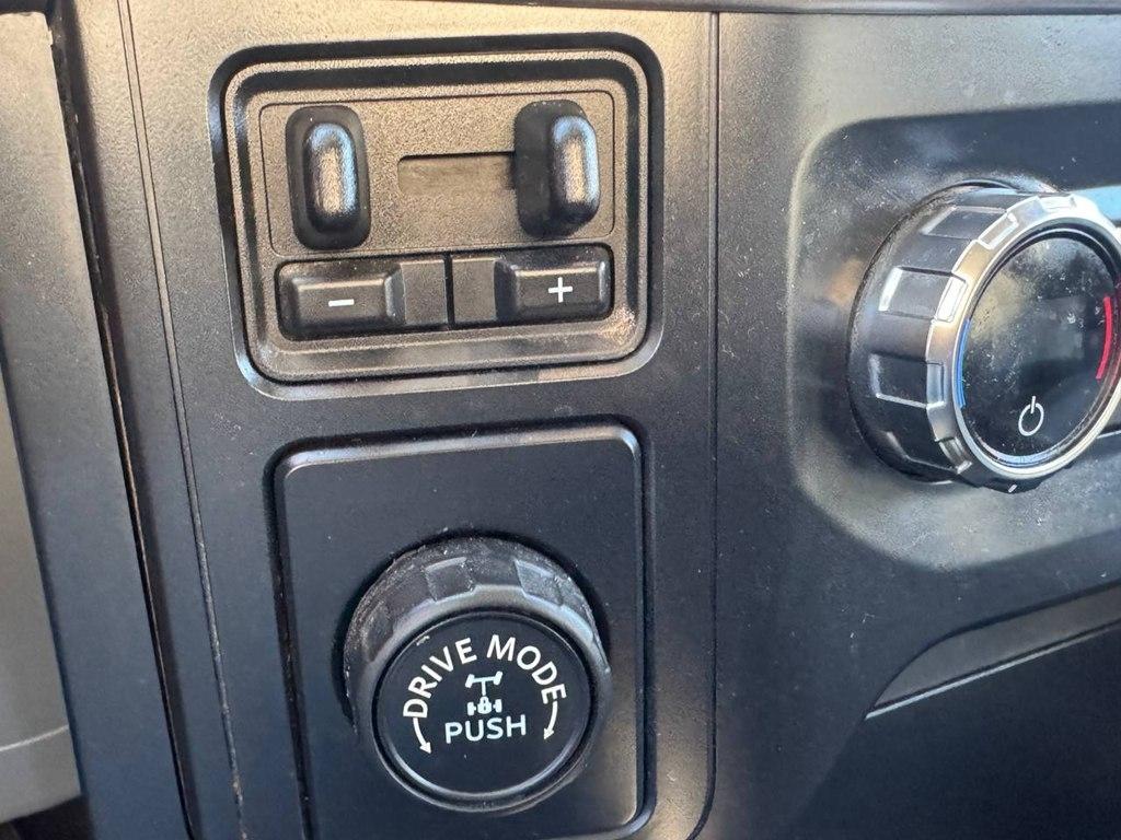 Ford F-150 XL 2WD SuperCrew 5.5' Box 2021