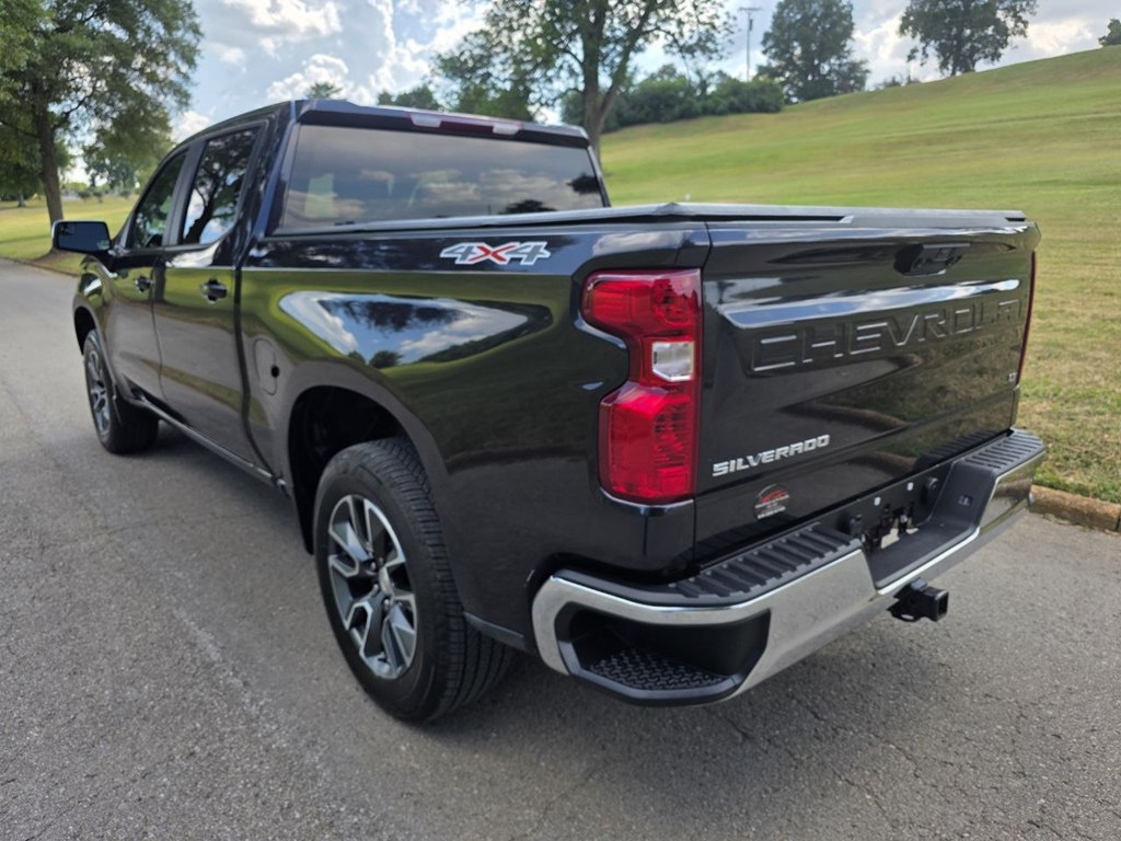 Chevrolet Silverado 1500 4WD Crew Cab 147" LT w/2FL 2023