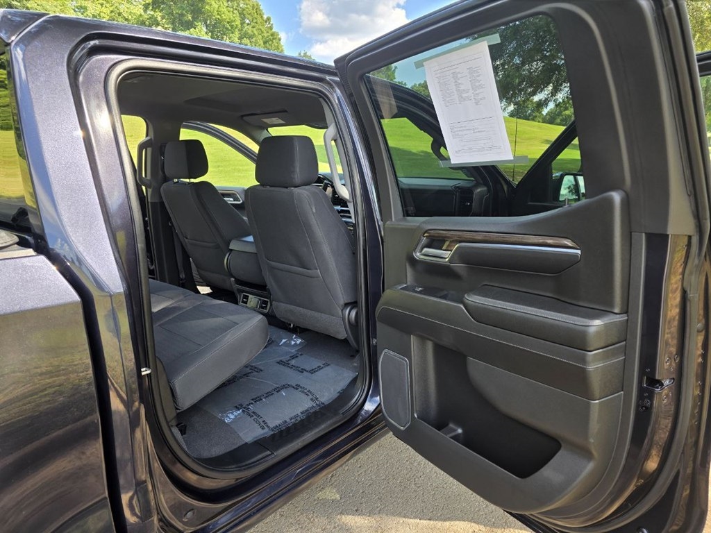 Chevrolet Silverado 1500 4WD Crew Cab 147" LT w/2FL 2023