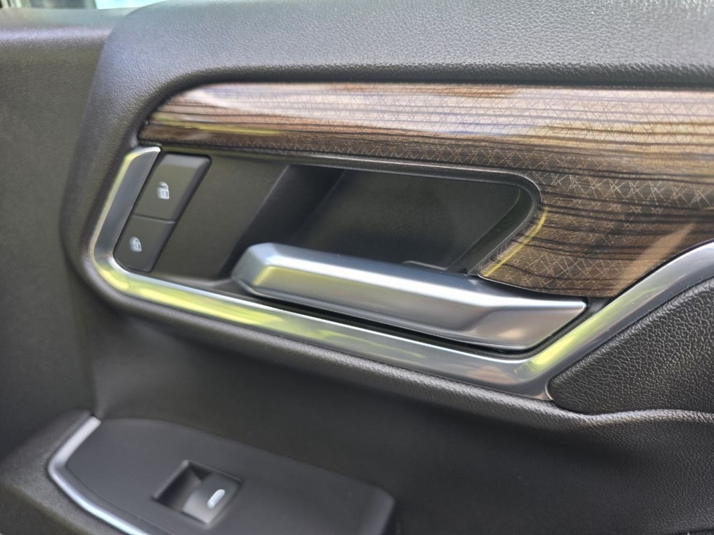 Chevrolet Silverado 1500 4WD Crew Cab 147" LT w/2FL 2023