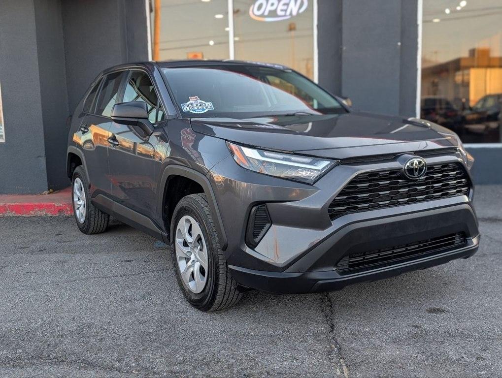 Toyota RAV4 LE AWD (Natl) 2024