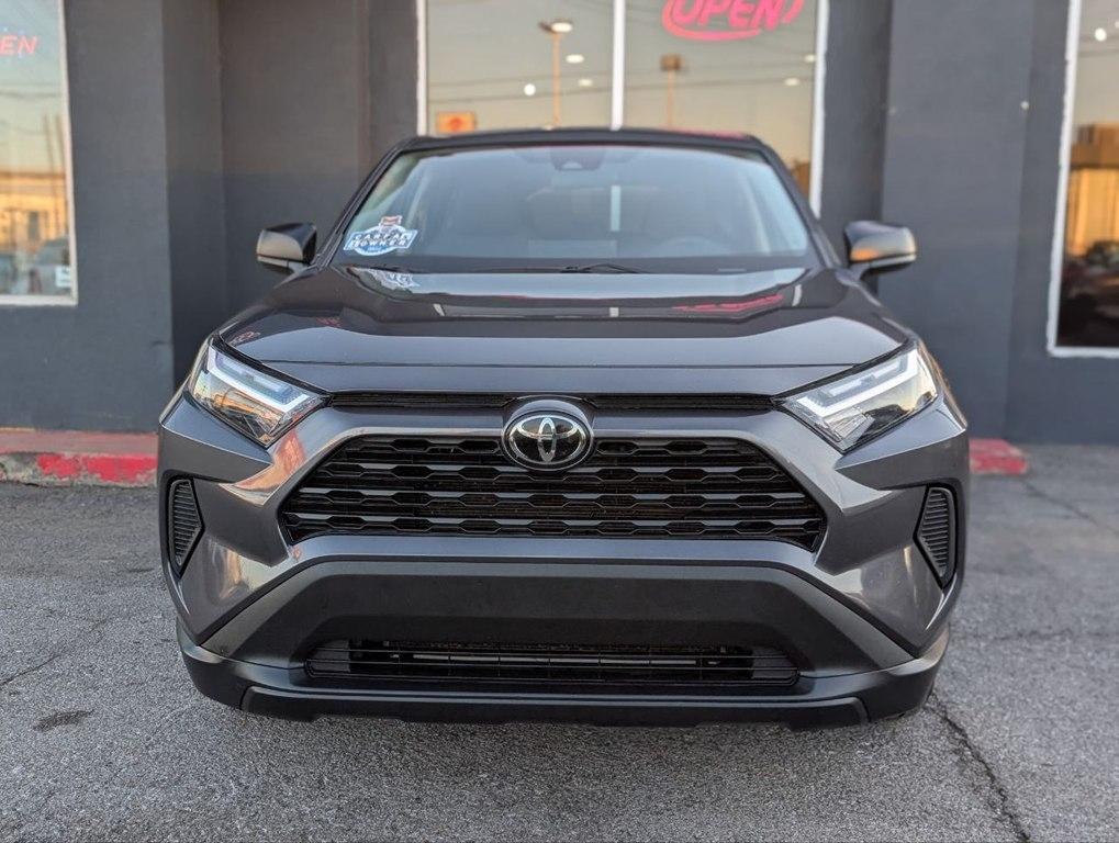 Toyota RAV4 LE AWD (Natl) 2024