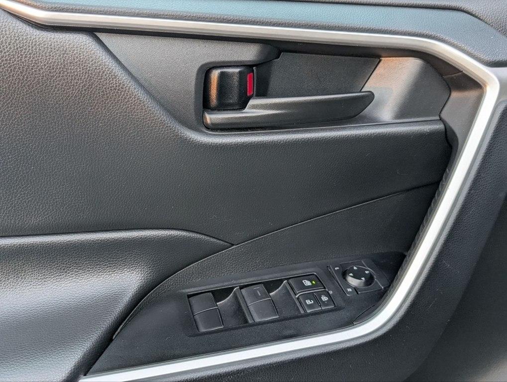 Toyota RAV4 LE AWD (Natl) 2024