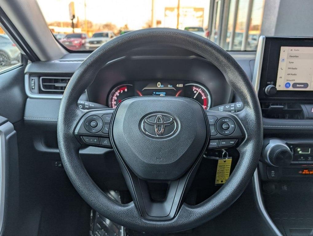 Toyota RAV4 LE AWD (Natl) 2024