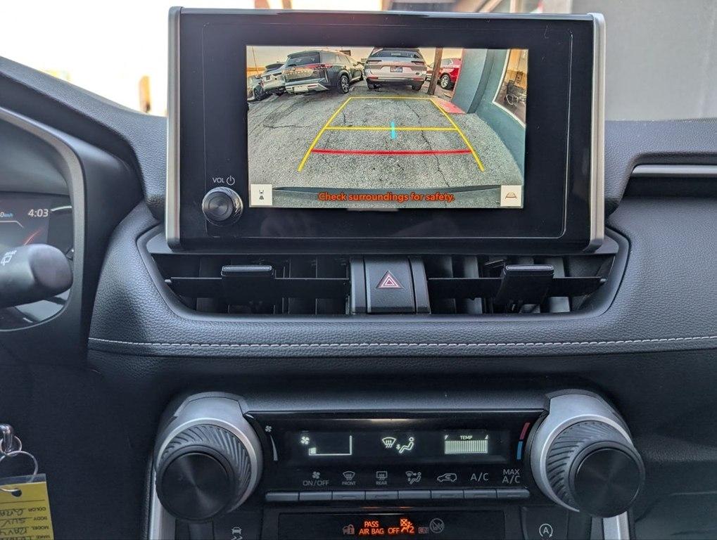 Toyota RAV4 LE AWD (Natl) 2024