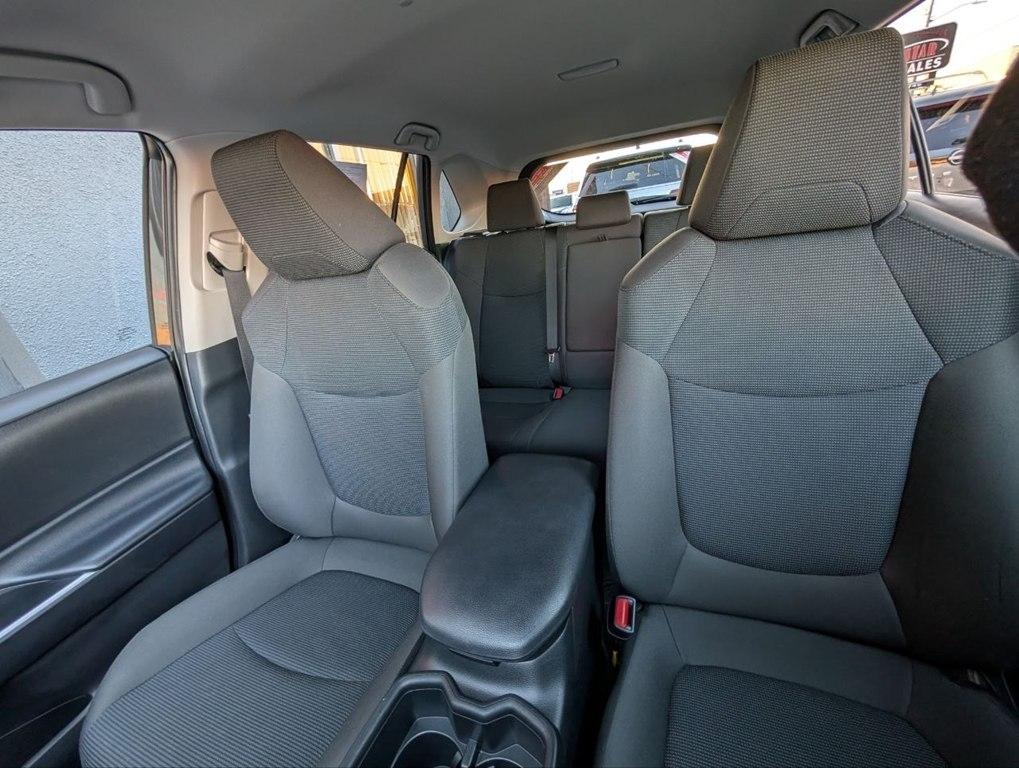 Toyota RAV4 LE AWD (Natl) 2024