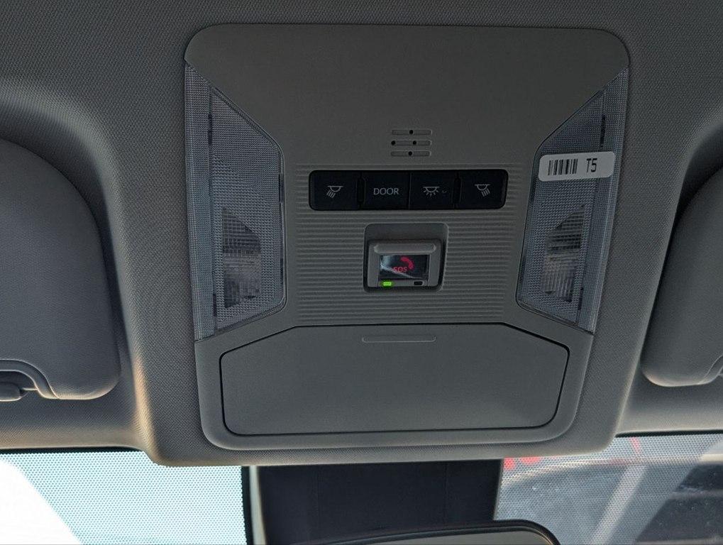 Toyota RAV4 LE AWD (Natl) 2024