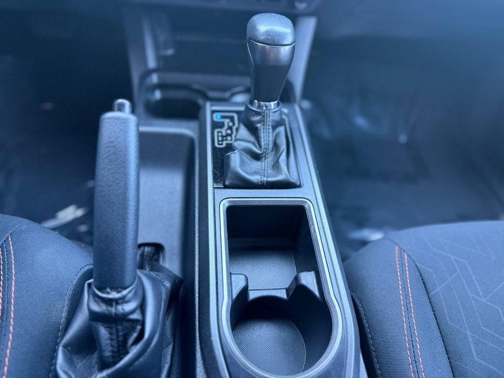 Toyota Tacoma 4WD SR5 Double Cab 5' Bed V6 AT (Natl) 2020