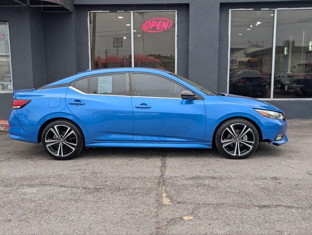 Nissan Sentra SR CVT 2021